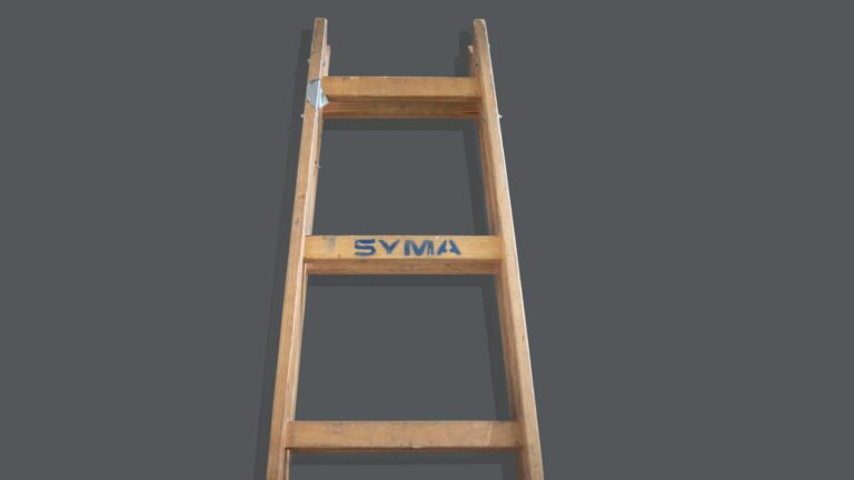 Stand d'exposition et échelle avec le logo SYMA