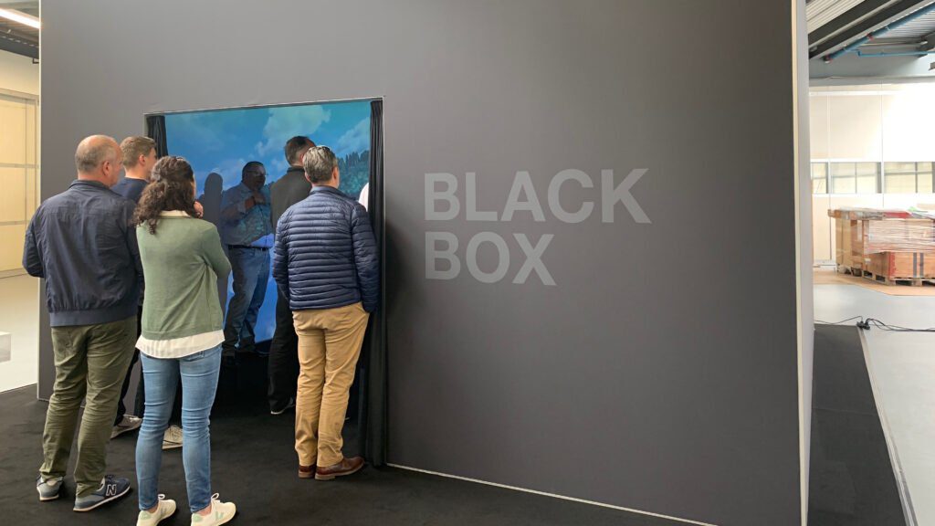 The SYMA Blackbox as product presentation of the future