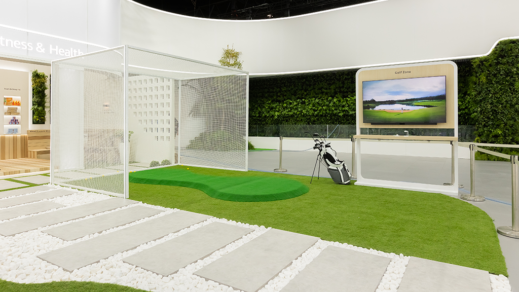 Creative design makes an individual trade fair stand an eye-catcher even when space is limited.